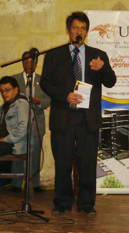 Prof. Luis Ch�vez, director del ISPP Hno. Victorino Elorz Goicoechea. 