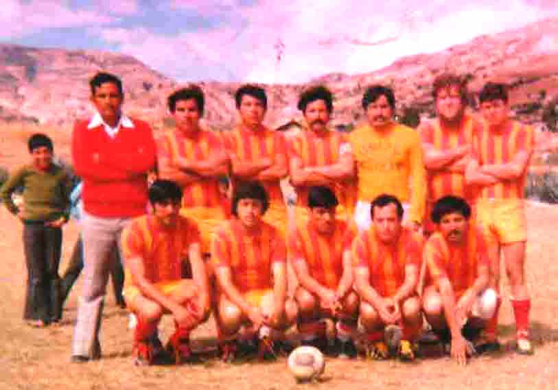 Club Uni�n Ichoc�n, participando en la Copa Per� del a�o 1980. Cotes�a del Mg. Juan Julio Paredes Aza�ero.
