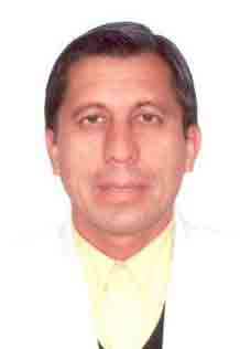 Dr. Germ�n W. Posadas Narro, poeta y m�dico neuro cirujano peruano.(Tomada de la web del Colegio San Ram�n de Cajamarca)