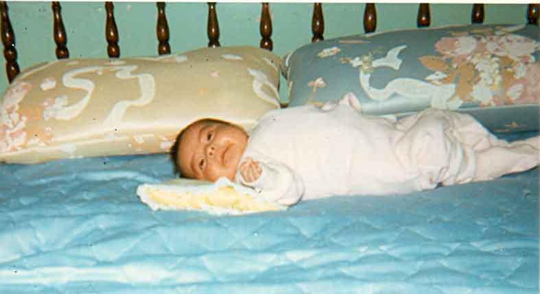 Saira Consuelo a los 02 meses de nacida. Cajamarca, 24 de Diciembre de 1986.