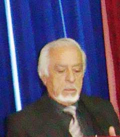 Gregorio D�az Izquierdo, poeta y escritor cajamarquino conductor de las actividades del certamen.