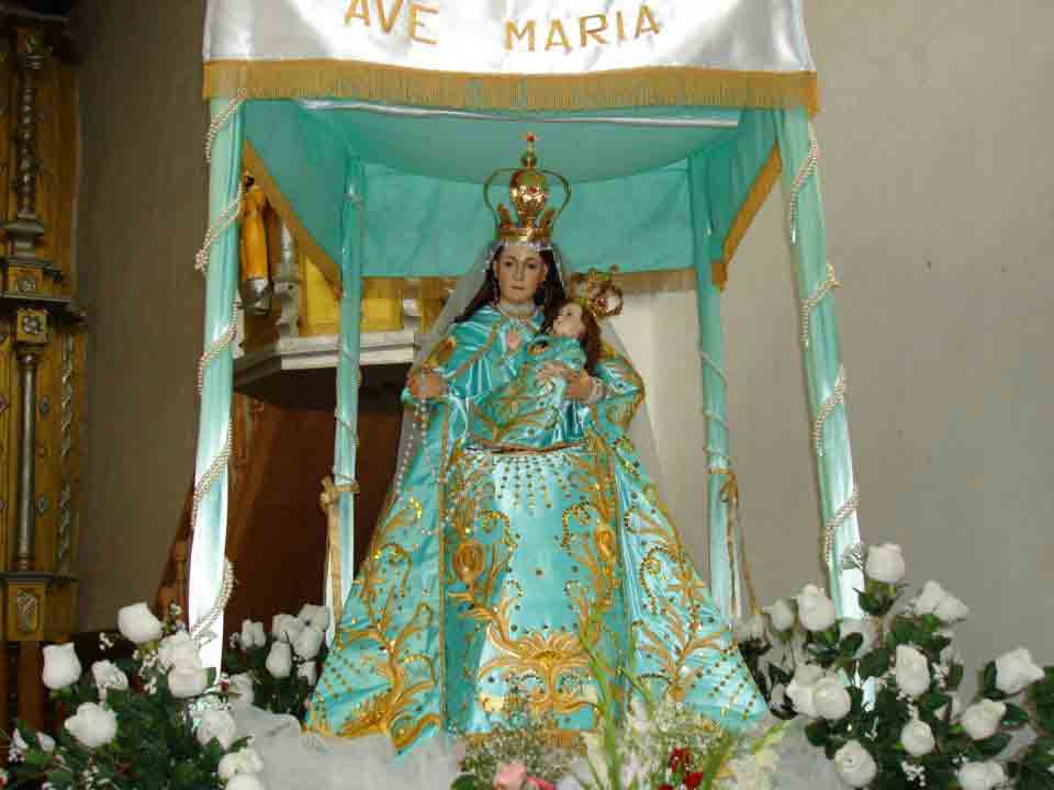 La Sant�sima Virgen del Rosario en su fiesta Patronal de Octubre 2006. Cortes�a del Prof. Numa Vel�squez Ch�vez. 